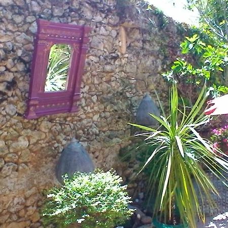 Le Domaine De La Lezardiere B&B Espiet Eksteriør bilde